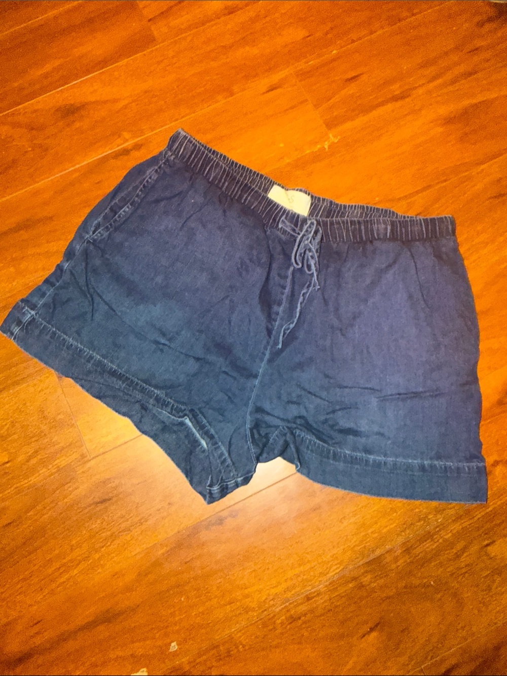C&S elastic Jean shorts